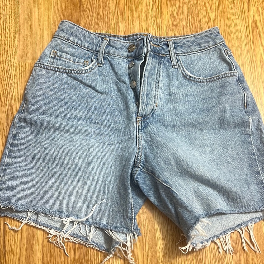 Super cute mushroom shorts!